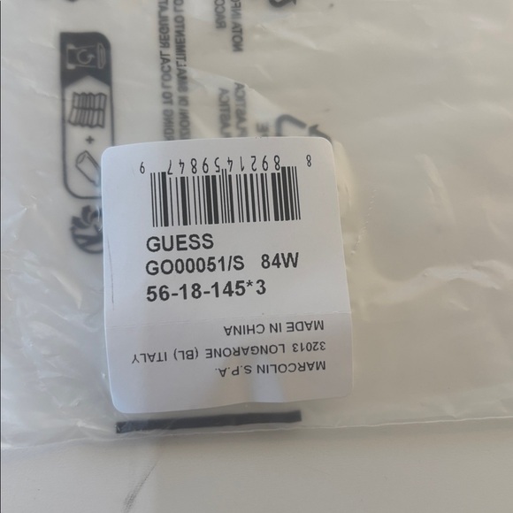 New Guess GO00051 84W Crystal Blue Gradient sunglasses - Picture 6 of 8